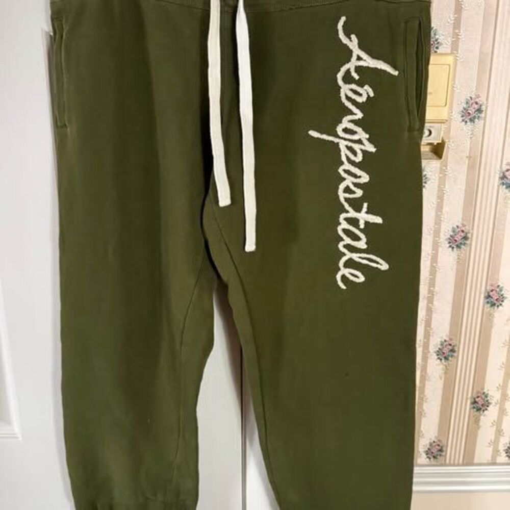 Sweat pants